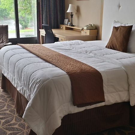Days Inn Syracuse East Syracuse Eksteriør billede